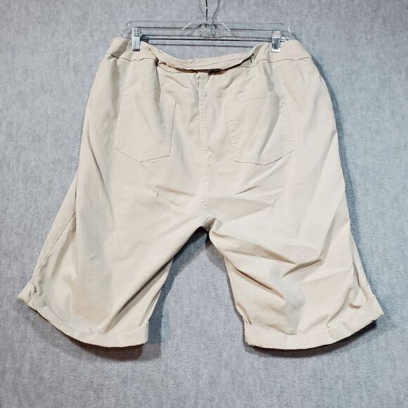 Soft Surroundings Shorts Womens 1X Tan Bermuda Flat Front Regular Fit Outdoor - Picture 9 of 10